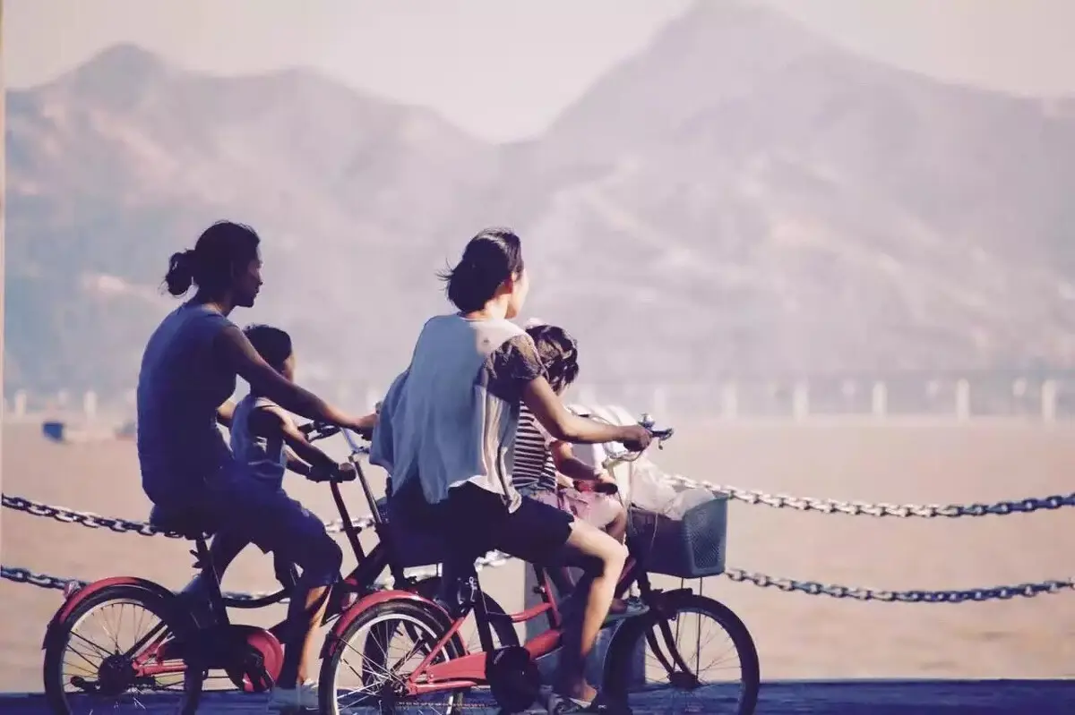 在一起久了爱情真的会变亲情吗?